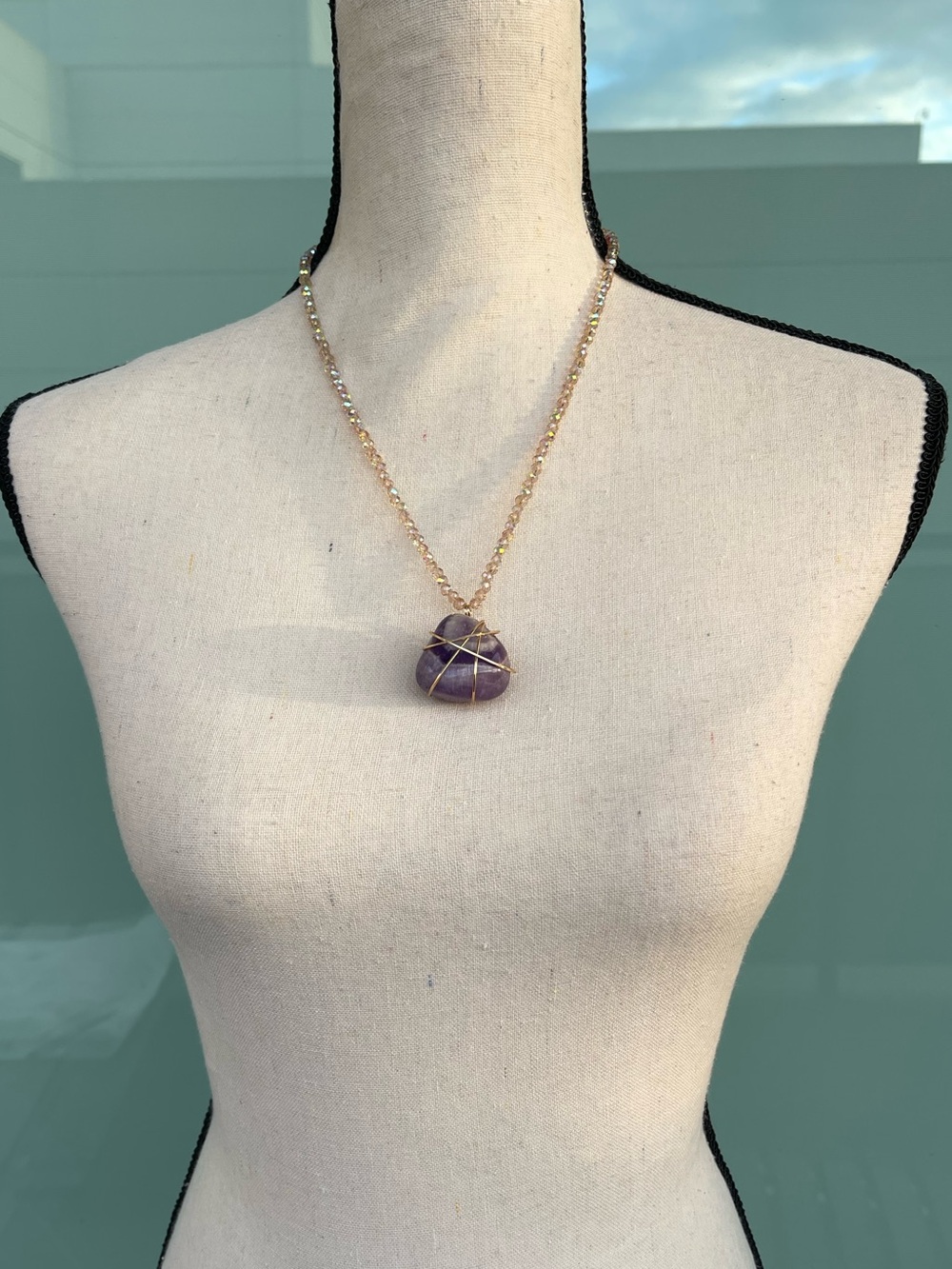 Amethyst Gold Tone Wire Wrap Champagne Glass Beaded Necklace - Picture 2 of 4
